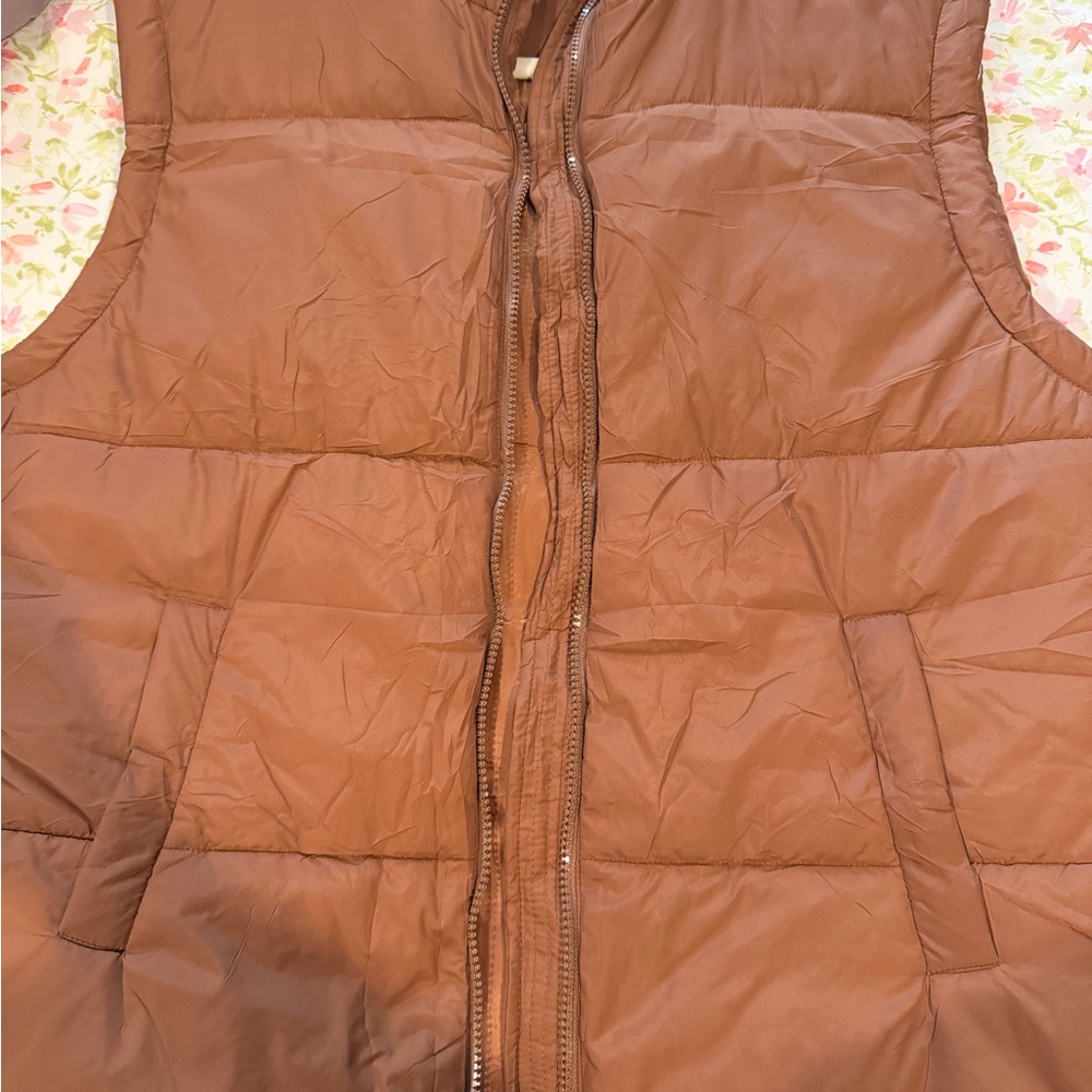 Women's Puffer Vest - Brown